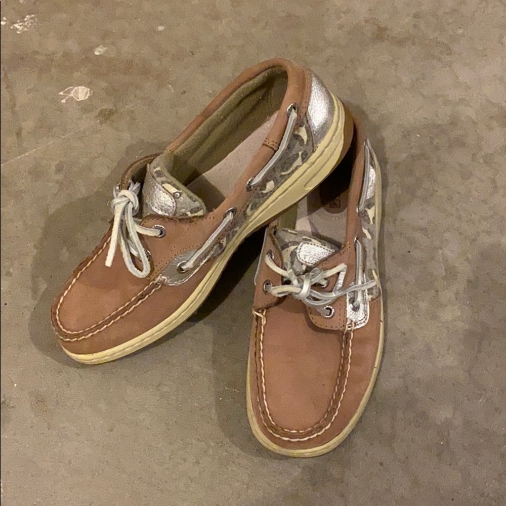 ⭐️Sperry animal print sequin boat shoes